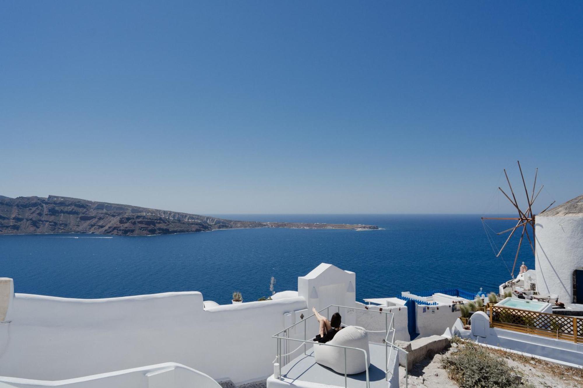 The Sunset Windmill Villa Oia  Exterior photo