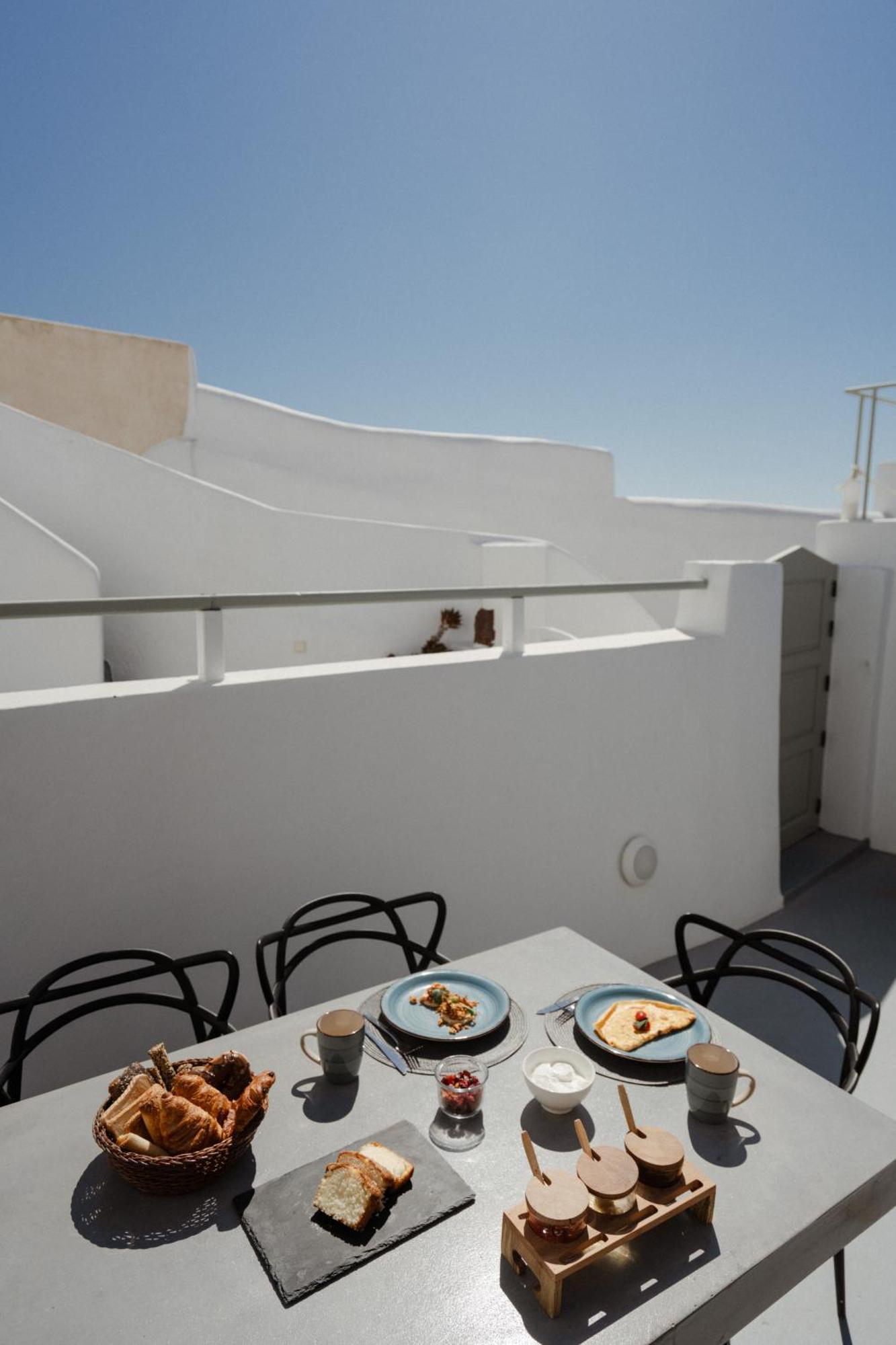 The Sunset Windmill Villa Oia  Exterior photo
